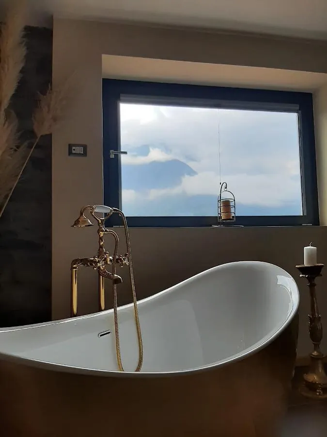 Bed & Breakfast B&B Zia Vivina Sorico Italien